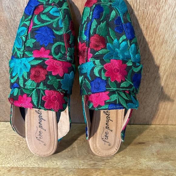 Free People Embroidered Slide Loafers Size 7 - Picture 5 of 7